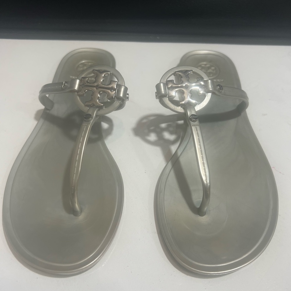 Tory Burch Metallic Silver Logo Jelly Thong Sandals - Women's